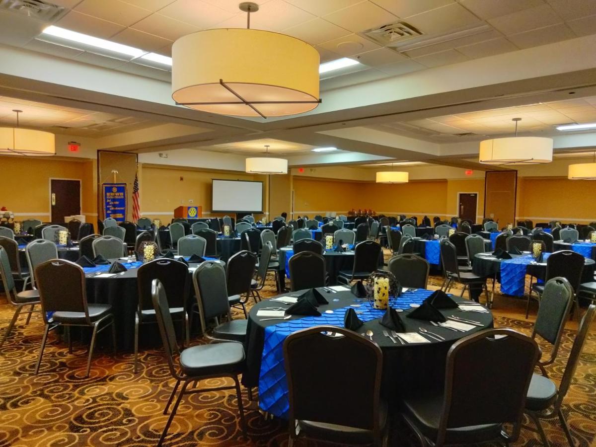 Clarion Hotel San Angelo Near Convention Center Экстерьер фото