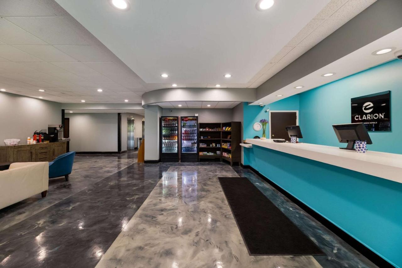 Clarion Hotel San Angelo Near Convention Center Экстерьер фото
