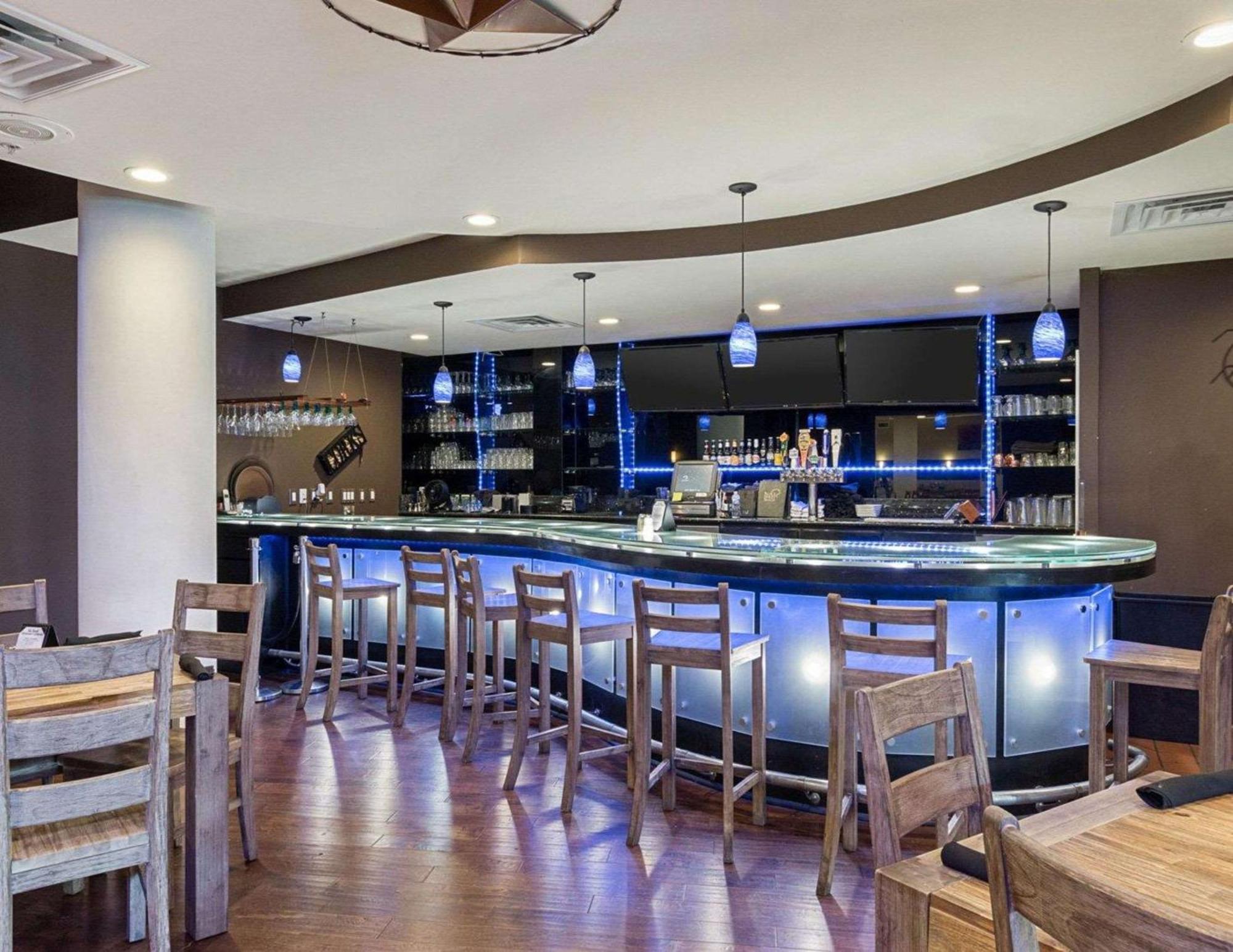 Clarion Hotel San Angelo Near Convention Center Экстерьер фото