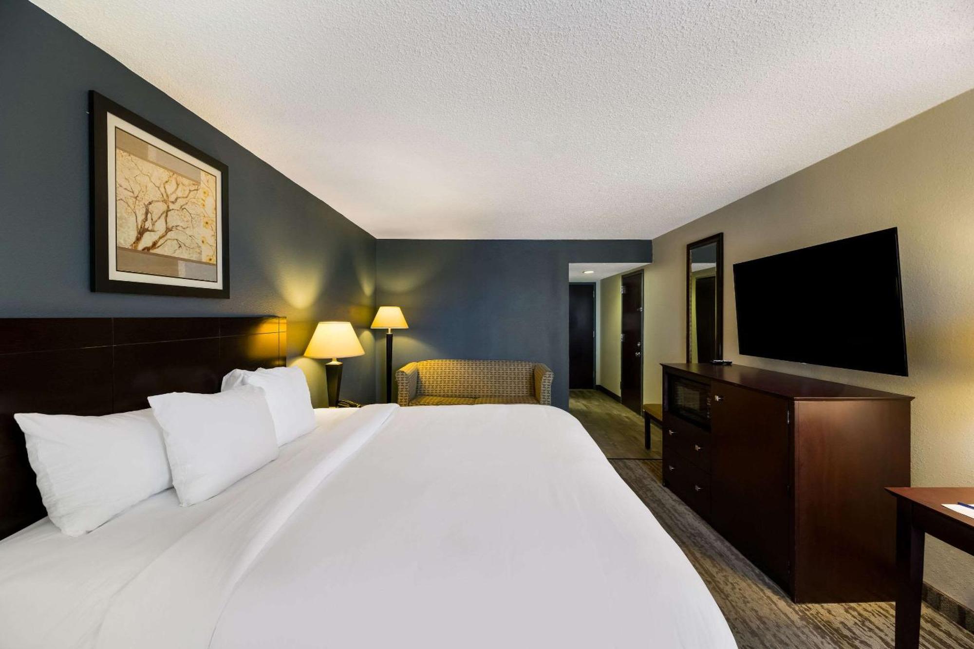 Clarion Hotel San Angelo Near Convention Center Экстерьер фото