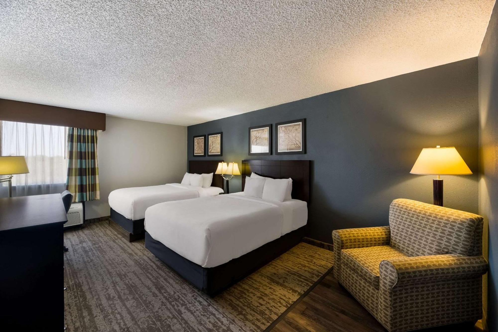 Clarion Hotel San Angelo Near Convention Center Экстерьер фото